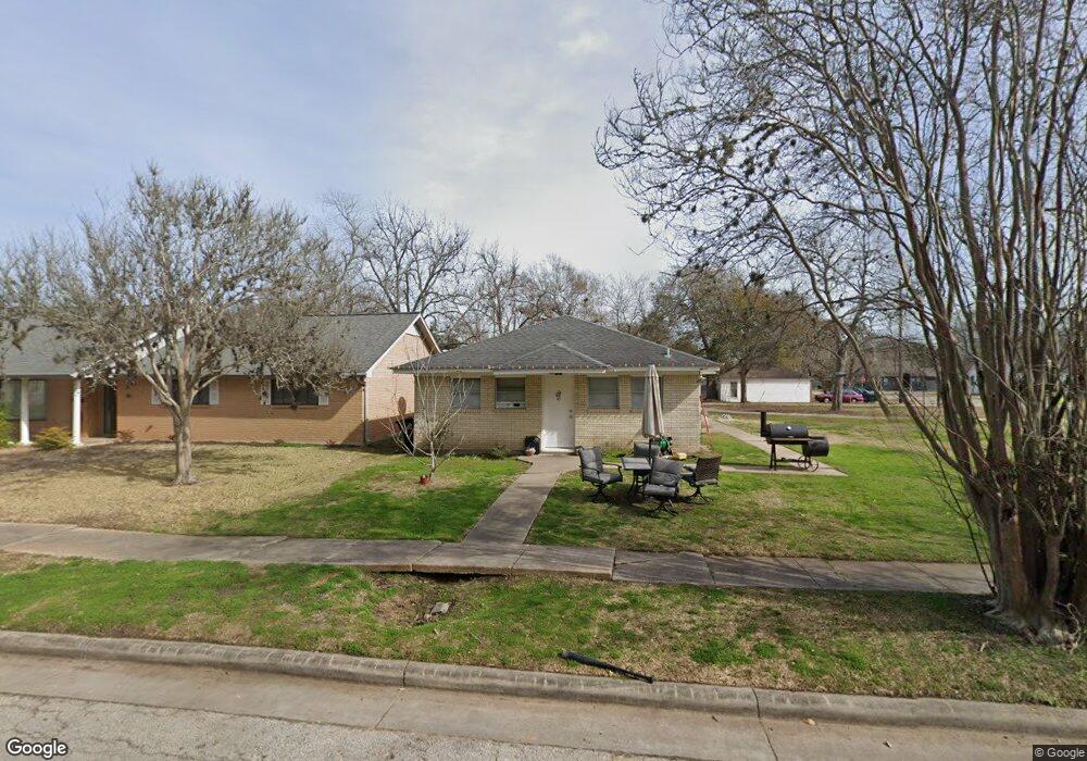 1125 Macarthur St, Rosenberg, TX 77471 - photo 1