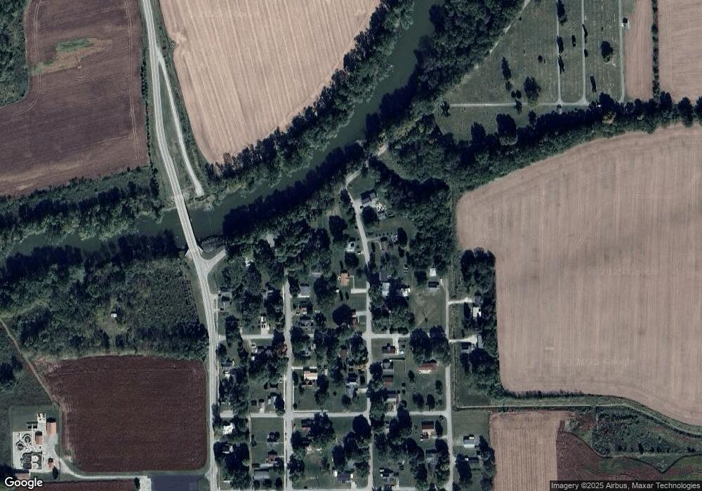 1084 N Jackson St, Andrews, IN 46702 - photo 1