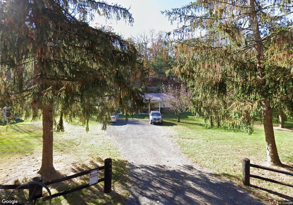 1014 Sand Mine Rd, Berkeley Springs, WV 25411 - photo 1