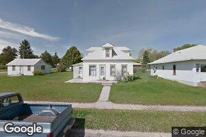 520 G St, Stapleton, NE 69163