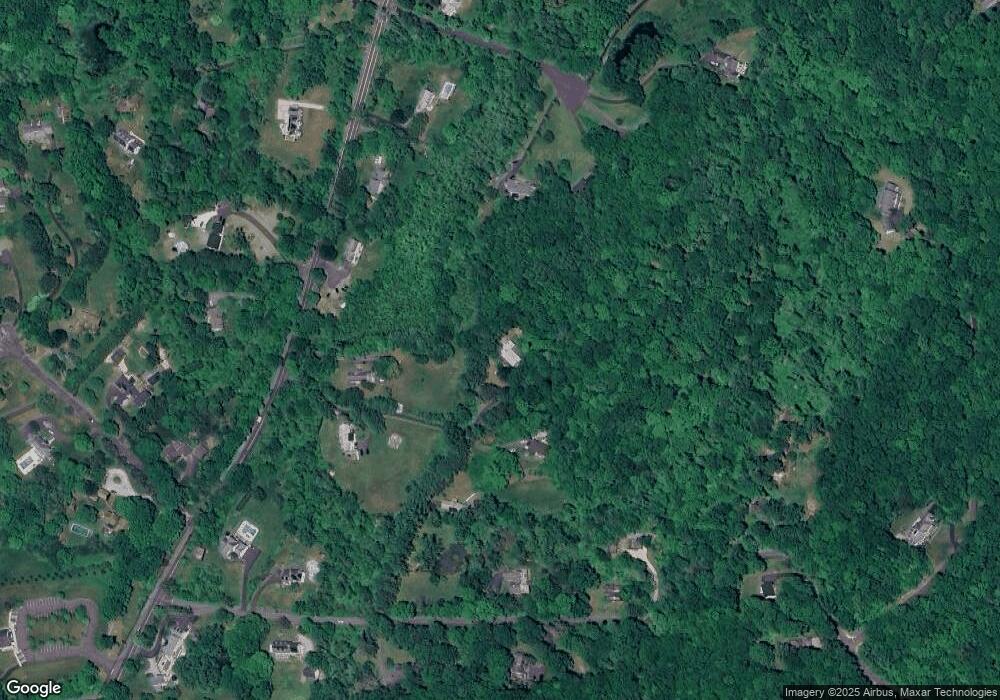 720 Redding Rd, Redding, CT 06896 - photo 1