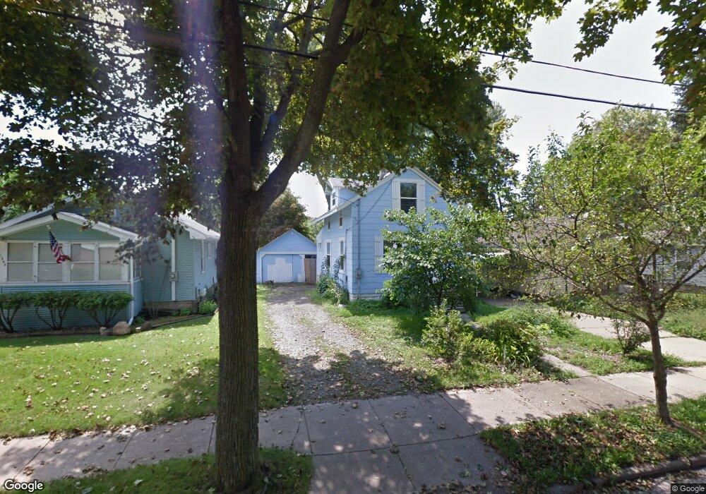 1513 Redwood St, Lansing, MI 48915 - photo 1