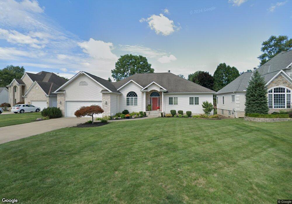 2140 Kimberly Ct, Wickliffe, OH 44092 - photo 1