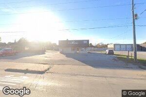 1208 4th St NE, Hampton, IA 50441