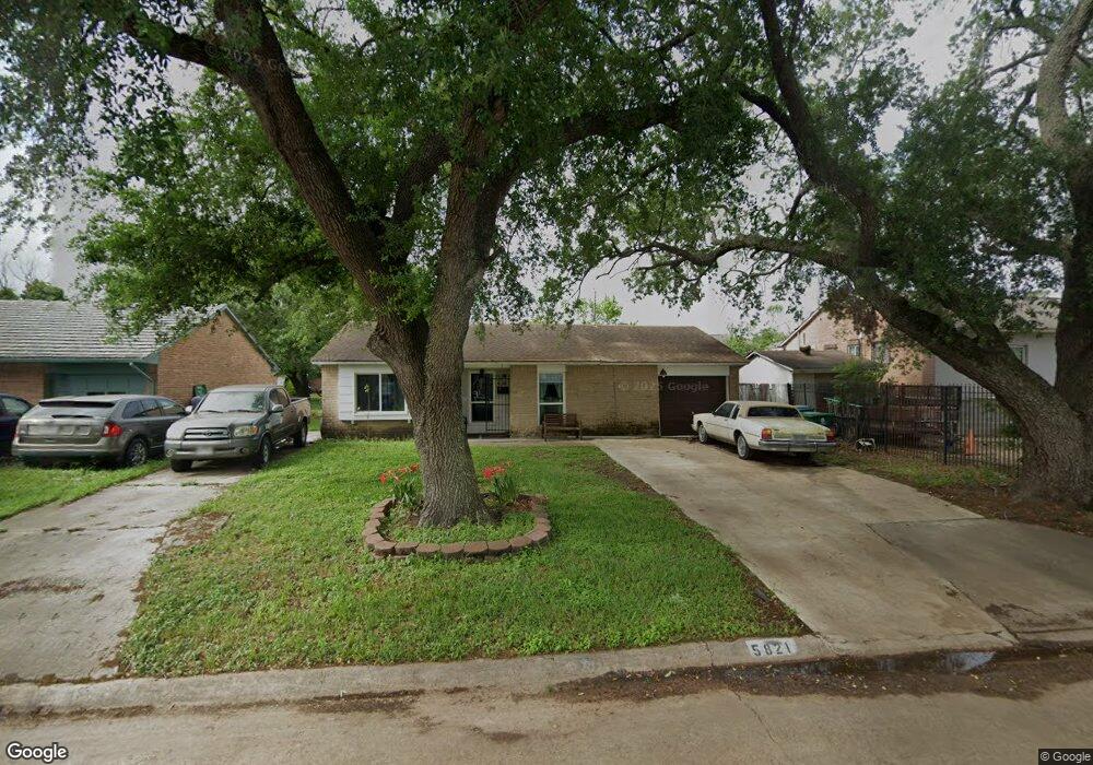 5821 Arthington St, Houston, TX 77053 - photo 1