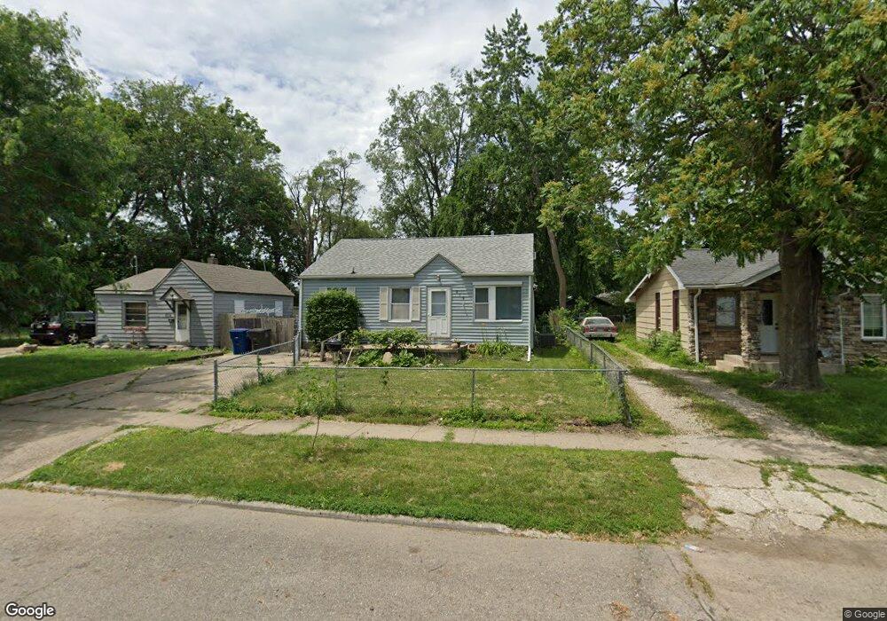 816 E 27th Ct, Des Moines, IA 50317 - photo 1