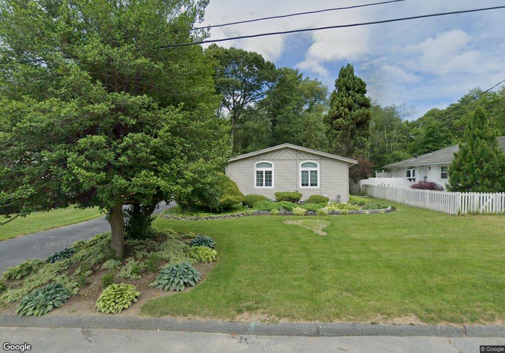 29 Ricketson St, North Dartmouth, MA 02747 - photo 1