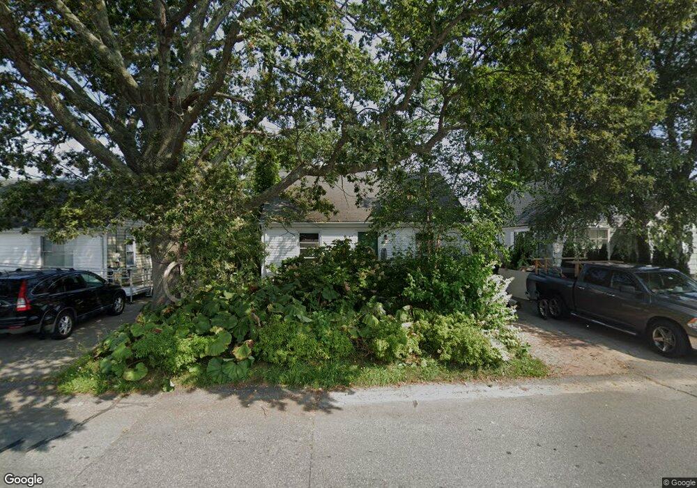 49 Beacon St, Middletown, RI 02842 - photo 1