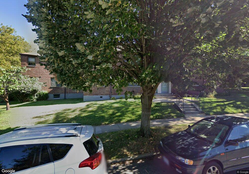 24629 57th Dr unit L, Little Neck, NY 11362 - photo 1