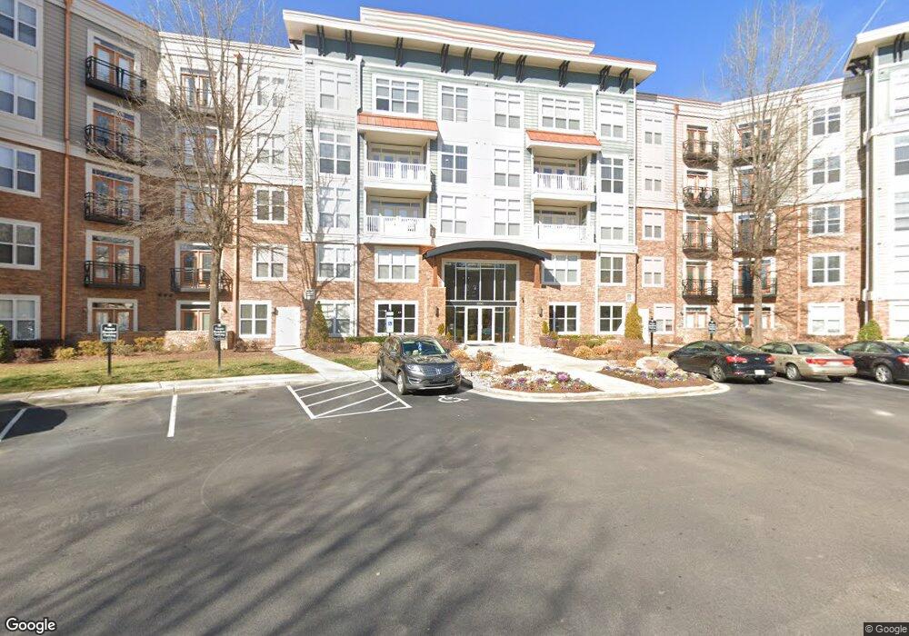 1017 Umstead Hollow Place unit 1031.1410312, Cary, NC 27513 - photo 1