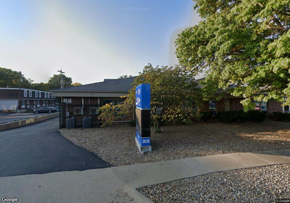 3615 SW 29th St, Topeka, KS 66614 - photo 1