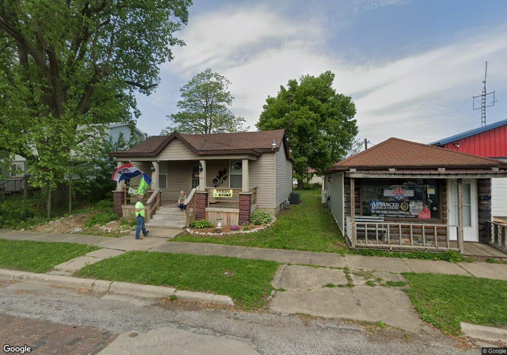 311 S Sangamon St, Lincoln, IL 62656 - photo 1