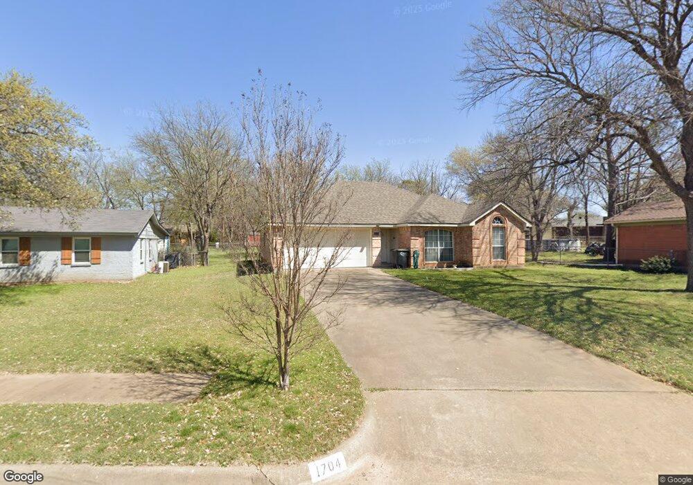 1704 Carroll Dr, Cleburne, TX 76033 - photo 1