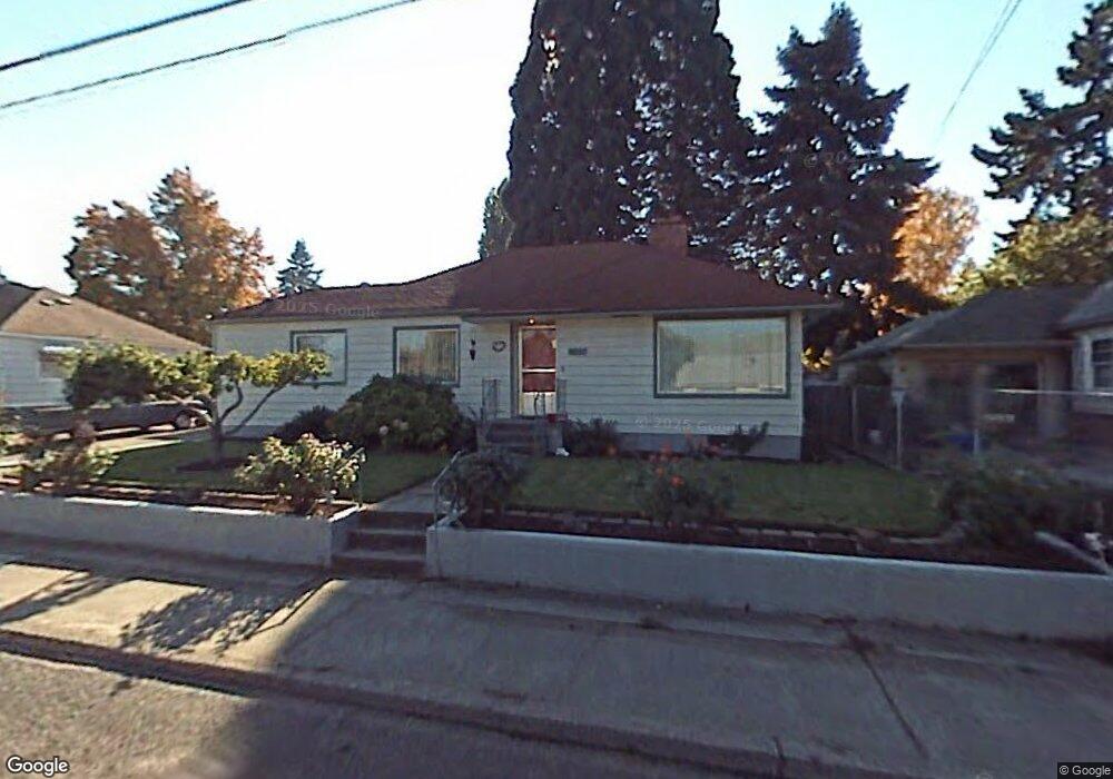1528 E 10th St, the Dalles, OR 97058 - photo 1