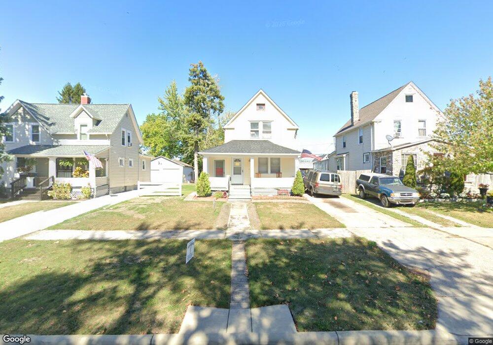 1923 E 30th St, Lorain, OH 44055 - photo 1