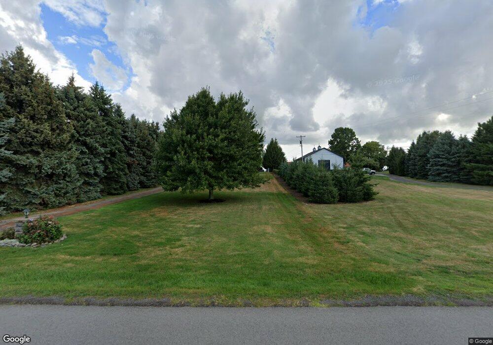 14757 Lakeshore Rd, Kent, NY 14477 - photo 1