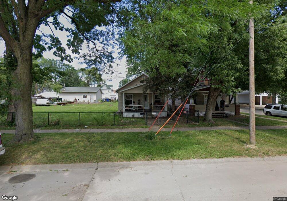 1127 2nd St SW, Cedar Rapids, IA 52404 - photo 1