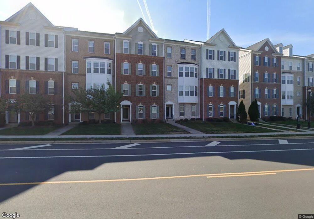 43861 Centergate Dr, Ashburn, VA 20148 - photo 1