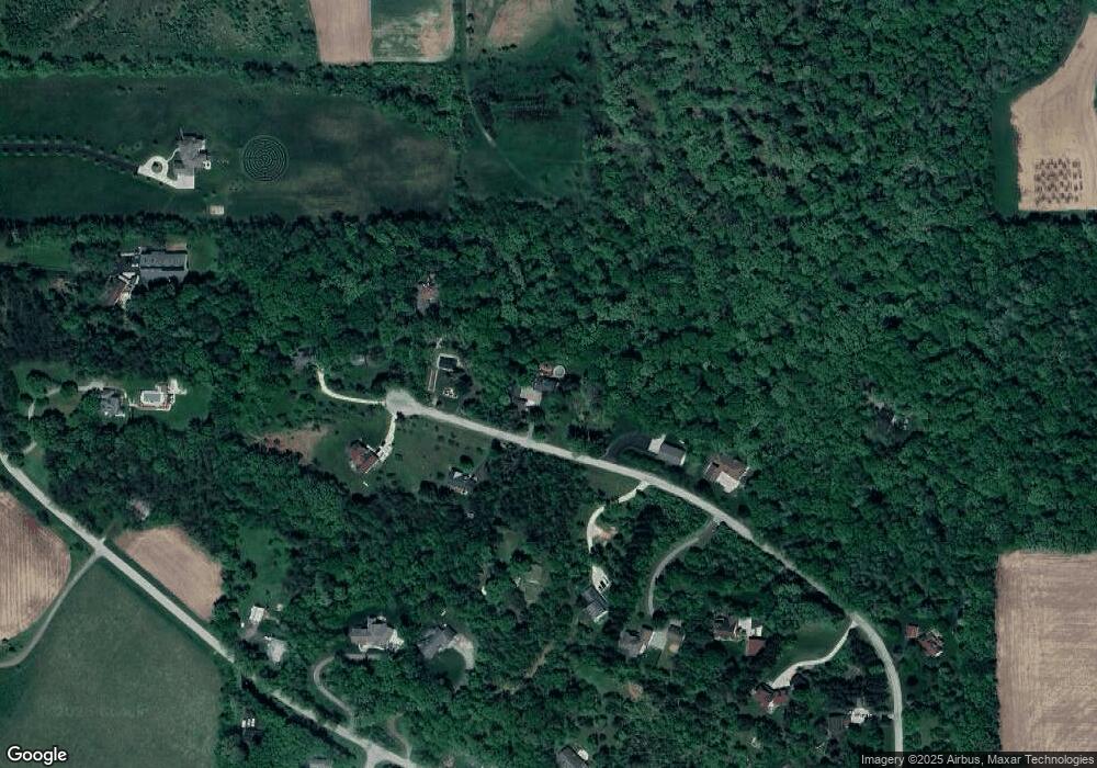 558 Echo Valley Rd, Brooklyn, WI 53521 - photo 1