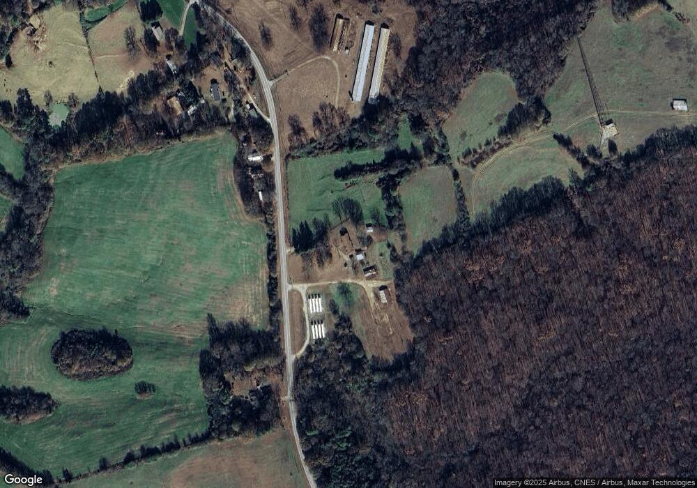 11686 Highway 106, Carnesville, GA 30521 - photo 1