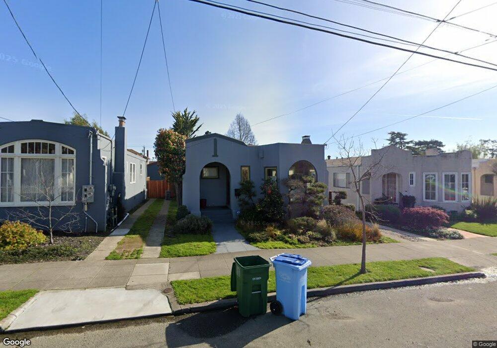 2160 Oregon St, Berkeley, CA 94705 - photo 1