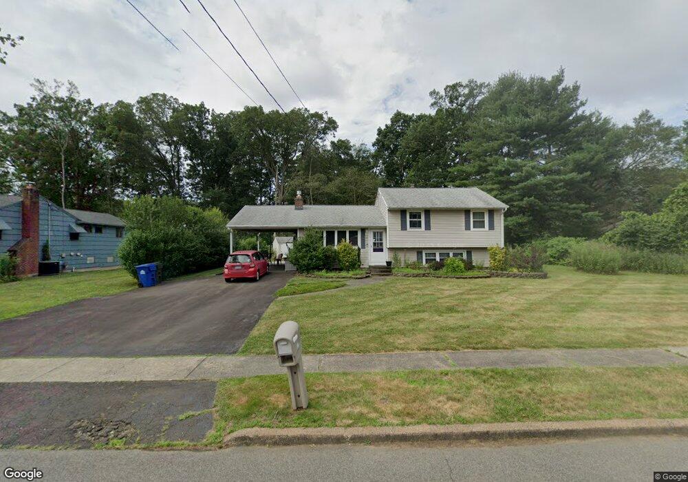 55 Mariot Cir, Wallingford, CT 06492 - photo 1