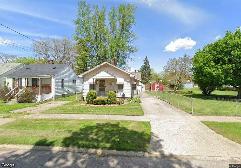 3810 Clairmont St, Flint, MI 48532 - photo 1