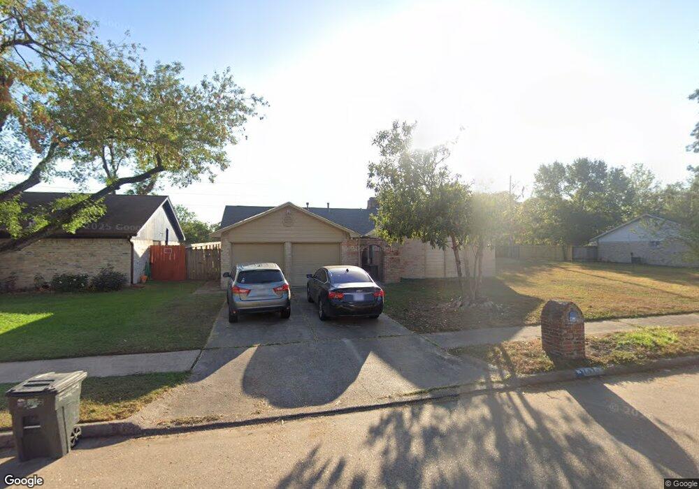 7414 Shady Vale Ln, Houston, TX 77040 - photo 1