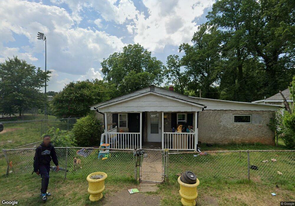 511 Sylvia St, Statesville, NC 28677 - photo 1