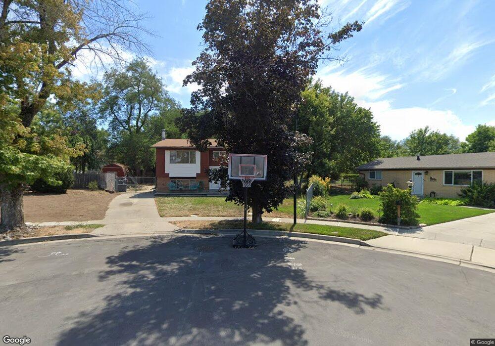 8537 Ray Cir, Sandy, UT 84094 - photo 1