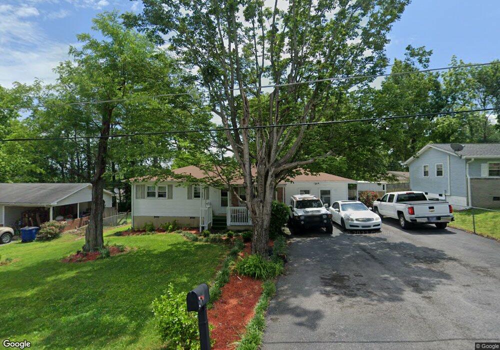 303 S Fairoak St, Shelbyville, TN 37160 - photo 1