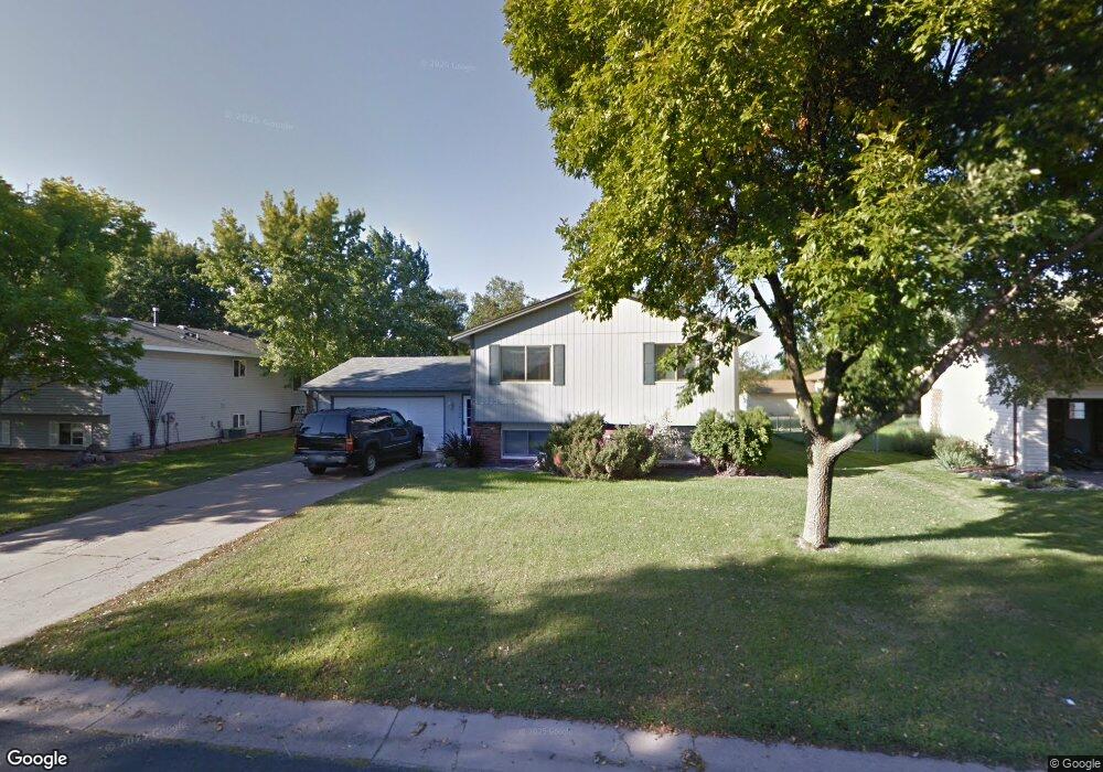 10594 Maple Valley Dr, Maple Grove, MN 55369 - photo 1