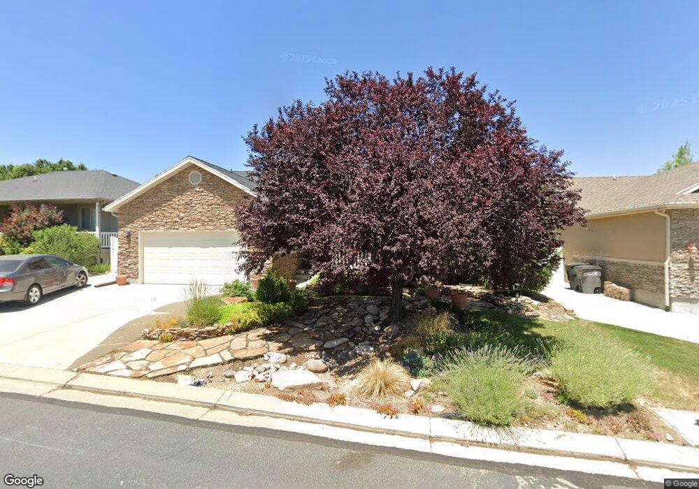 3924 Dune Buggy Dr, South Jordan, UT 84095 - photo 1