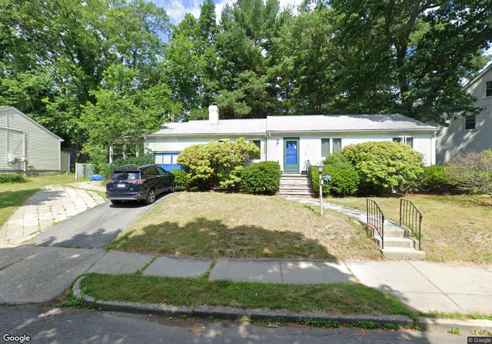 95 Selwyn Rd, Newton Highlands, MA 02461 - photo 1