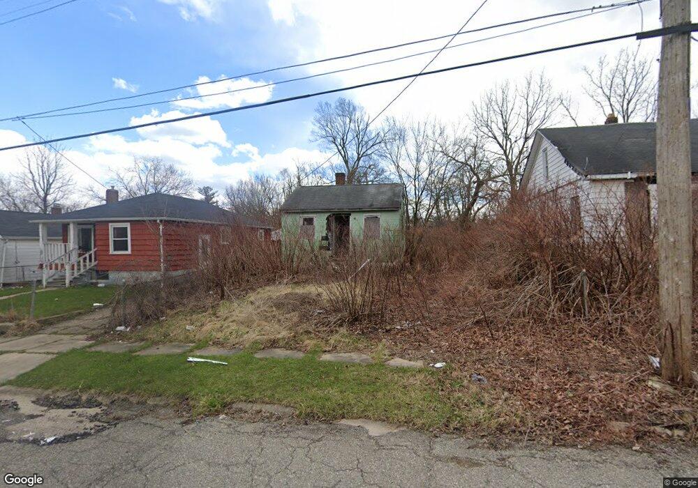 1034 E Lorado Ave, Flint, MI 48505 - photo 1