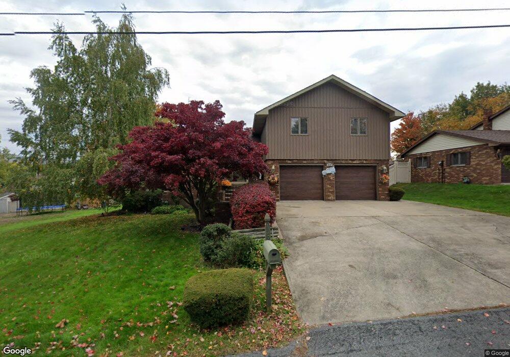 616 Elm St unit L17, Olyphant, PA 18447 - photo 1