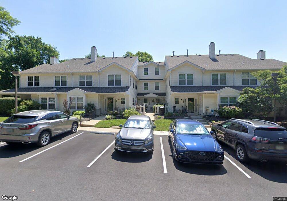 176 Kingswood Ct unit 176, Glen Mills, PA 19342 - photo 1