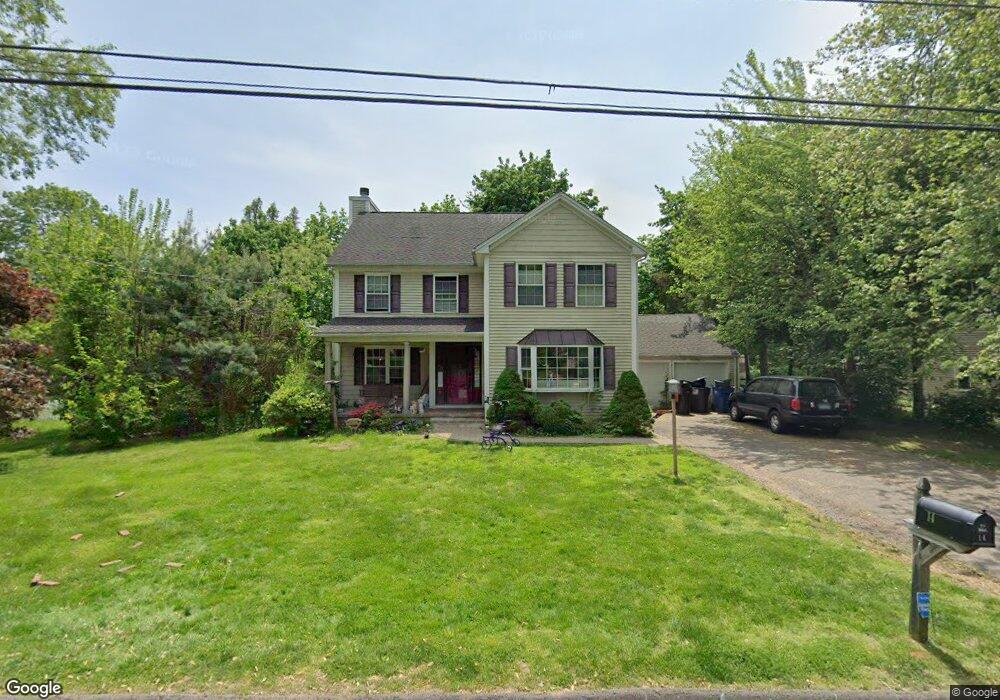 14 Laurel St, Trumbull, CT 06611 - photo 1