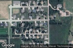 208 W Sharon St, Crofton, NE 68730