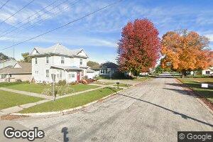 816 Howard St, Aplington, IA 50604