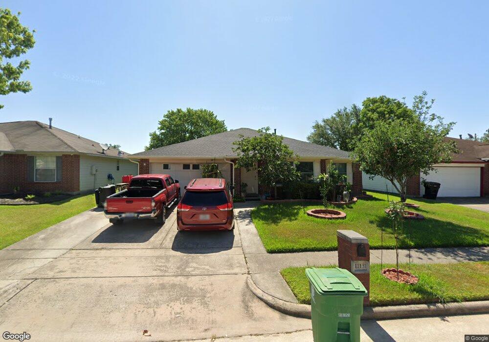 11131 Linden Gate Dr, Houston, TX 77075 - photo 1