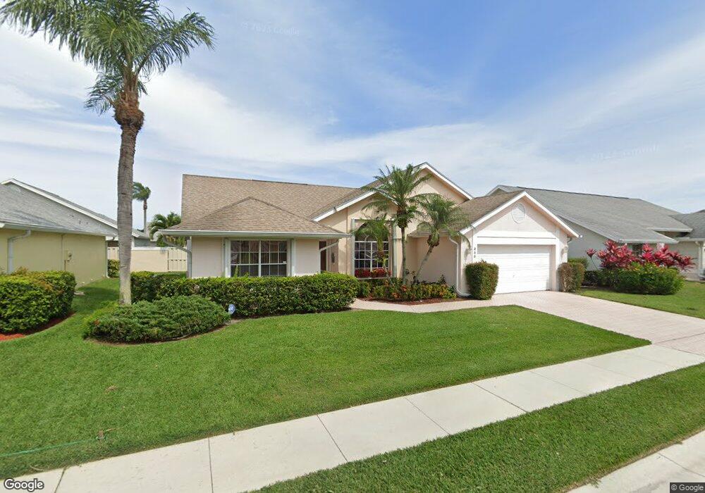233 Moccasin Trail W, Jupiter, FL 33458 - photo 1