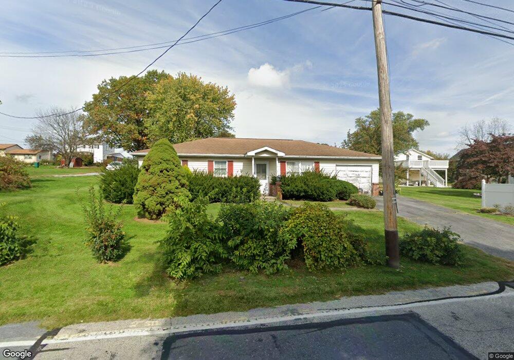 1623 E Derry Rd, Hershey, PA 17033 - photo 1