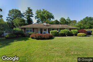 14 Cambridge Dr, Smithtown, NY 11787
