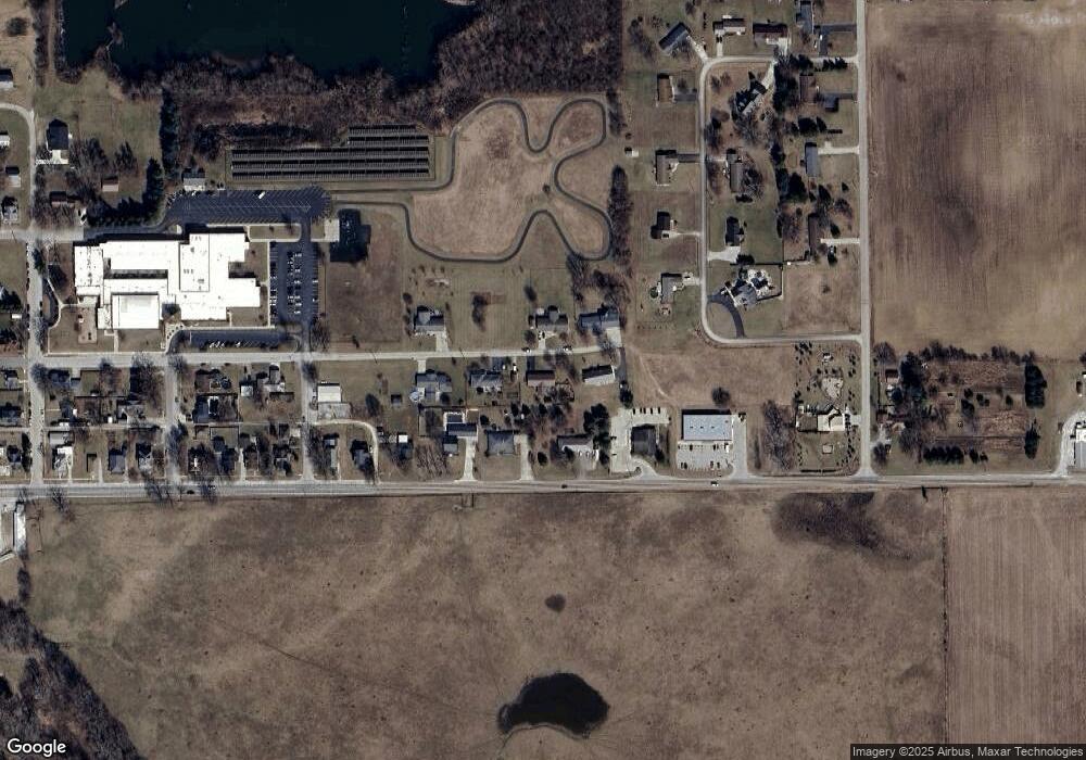 512 E Jackson St, Mentone, IN 46539 - photo 1