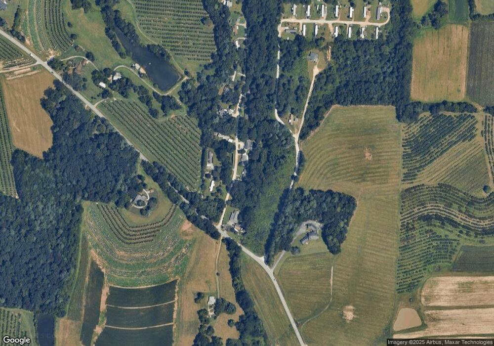 106 Lynnwood Ln, Hendersonville, NC 28792 - photo 1