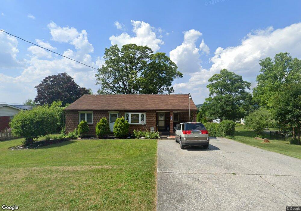 127 E Mountain Rd unit 135, Allentown, PA 18103 - photo 1