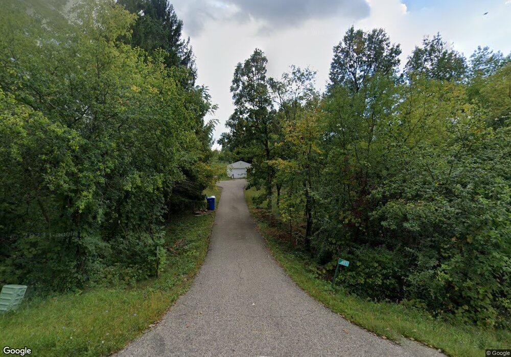 495 Hillcrest Ln, Brooklyn, WI 53521 - photo 1