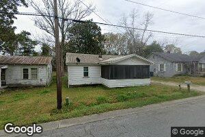196 E Liberty Ave, Lyons, GA 30436