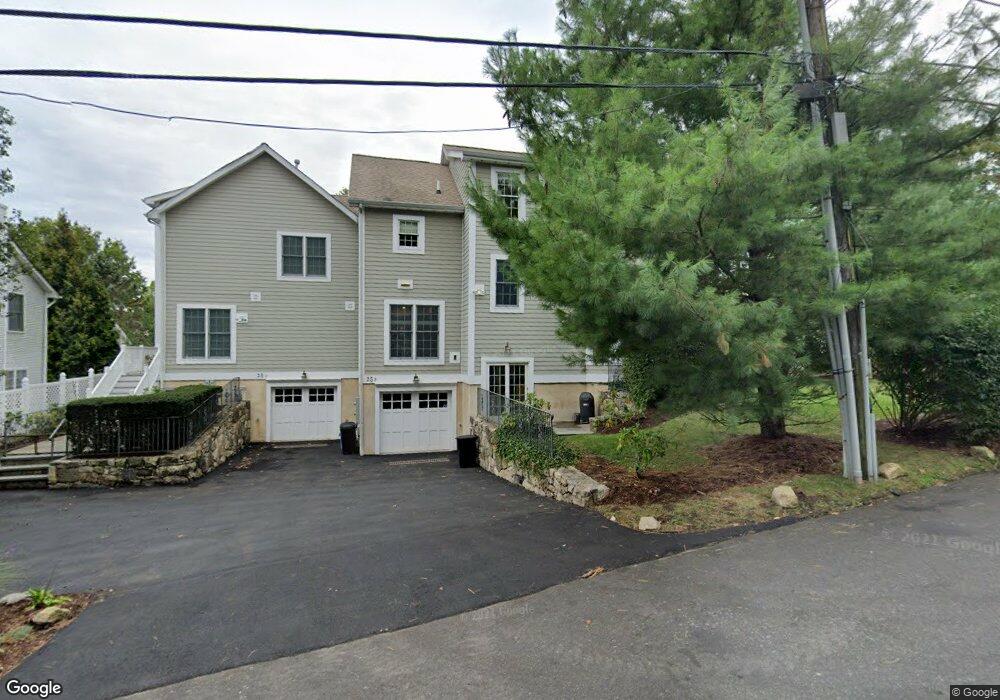 21 Decatur St, Greenwich, CT 06807 - photo 1